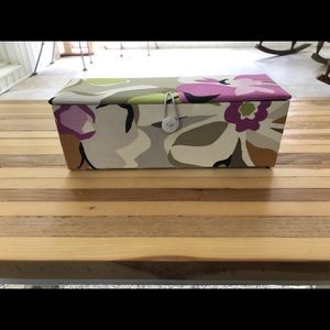 Vera Bradley Container In Portobello Road